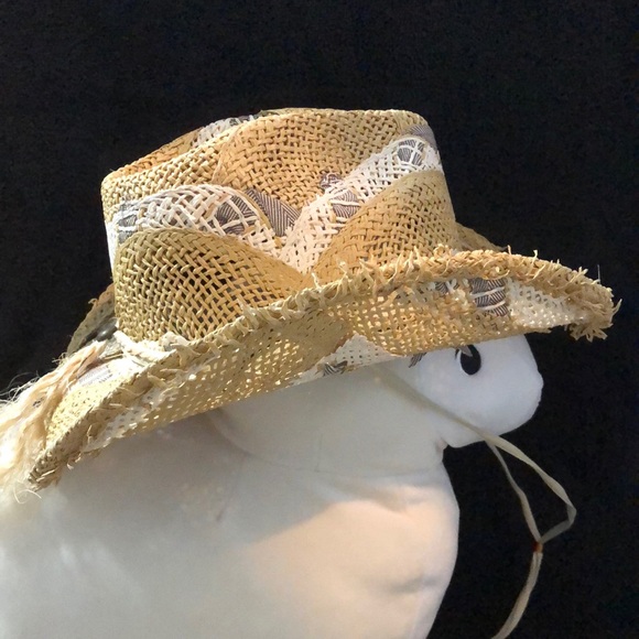 charlie hats Accessories - Charlie Hats Hand Woven Straw and Raffia Cowgirl Hat